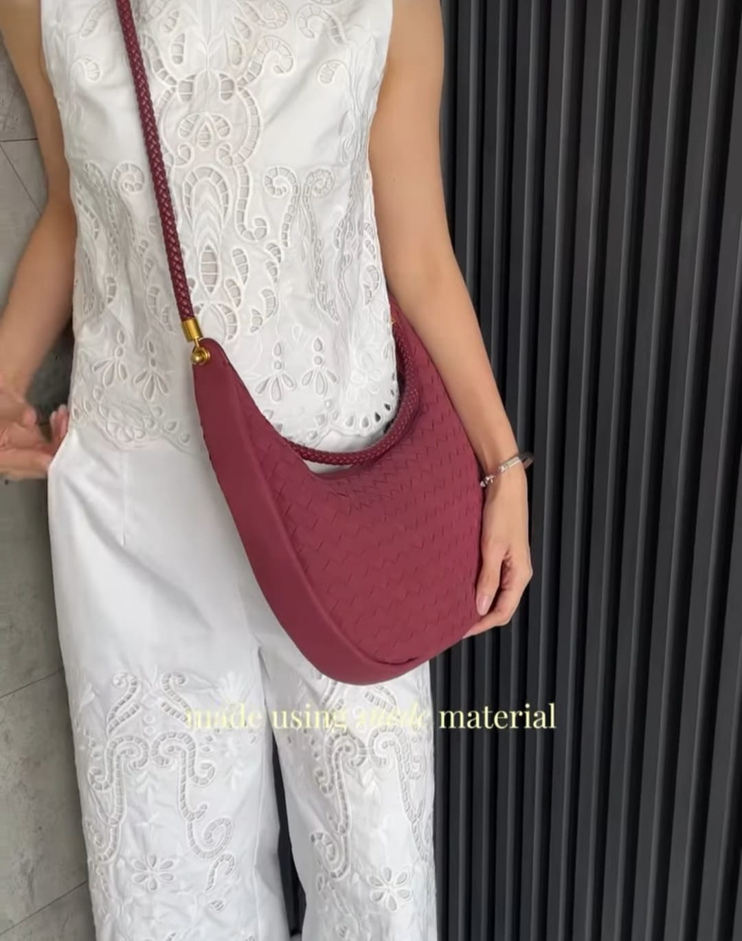 LIZZIE - SUEDE – Burgundy alternate view
